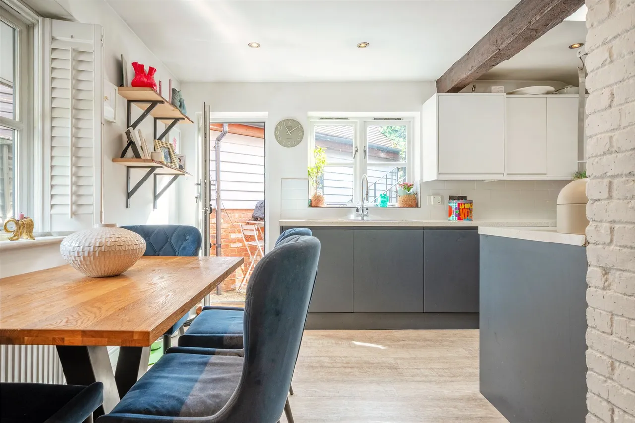 Hatch Farm Mews, Addlestone, KT15, photo 15