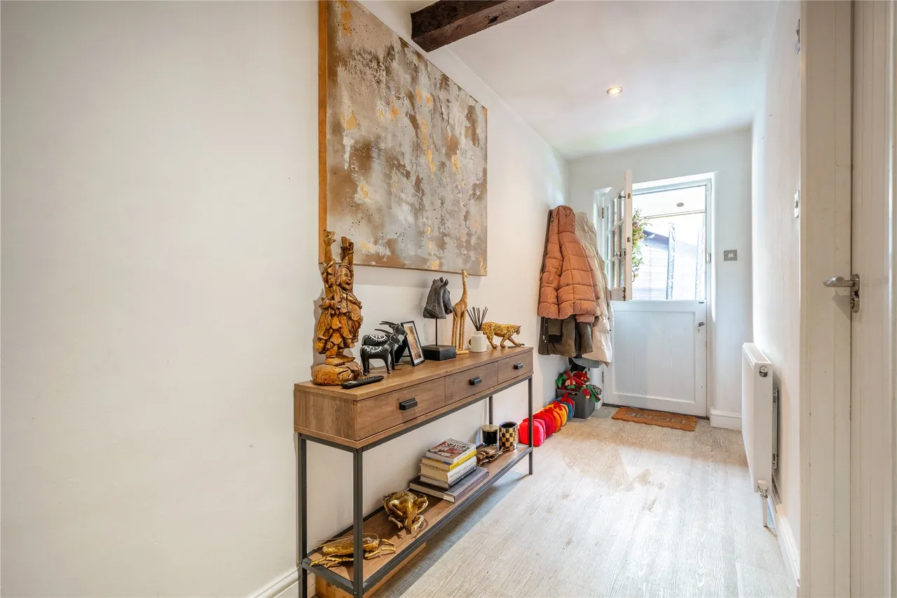 Hatch Farm Mews, Addlestone, KT15, photo 18