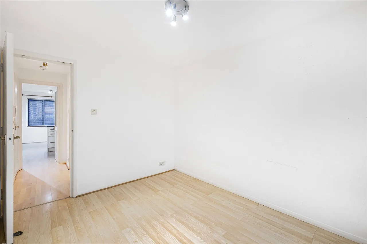 Newland Street, London, E16, photo 8