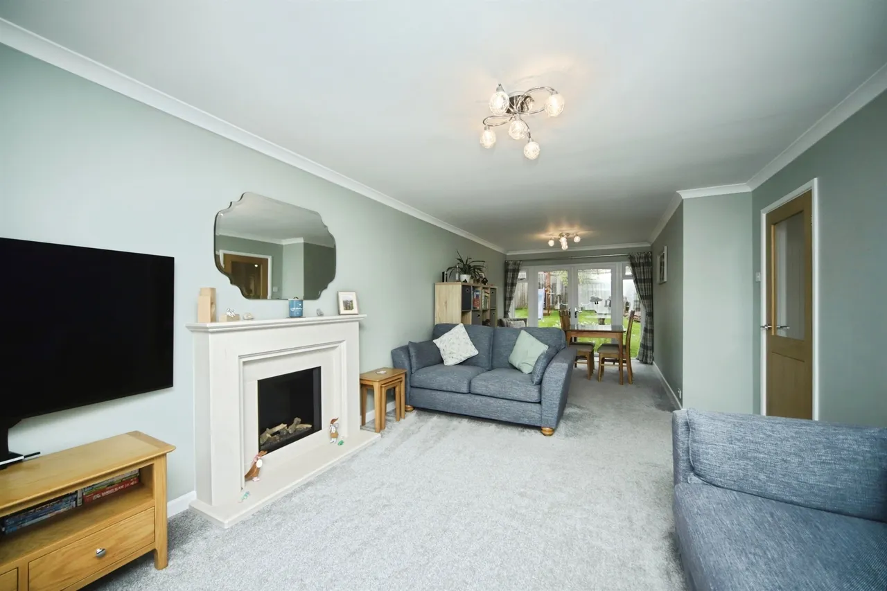 Sutherland Close, Taunton, TA1, photo 9