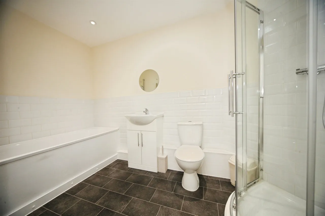 Empress Road, Luton, photo 9
