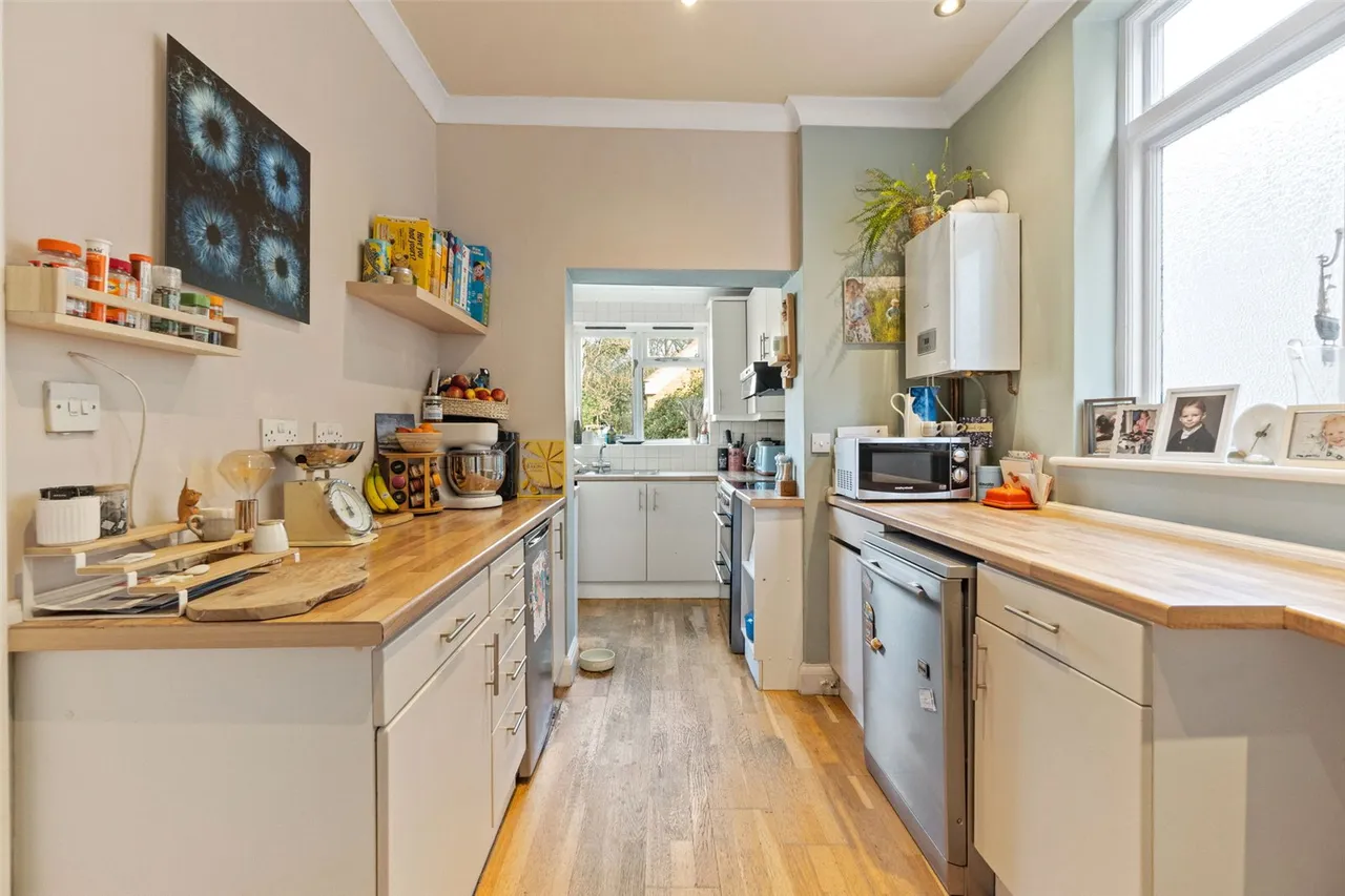 Clarence Road, Teddington, TW11 0BN, photo 4