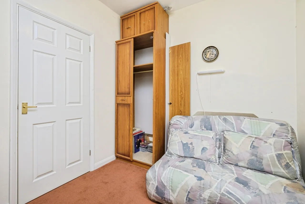 Vicarage Gardens, St Budeaux, PL5, photo 13
