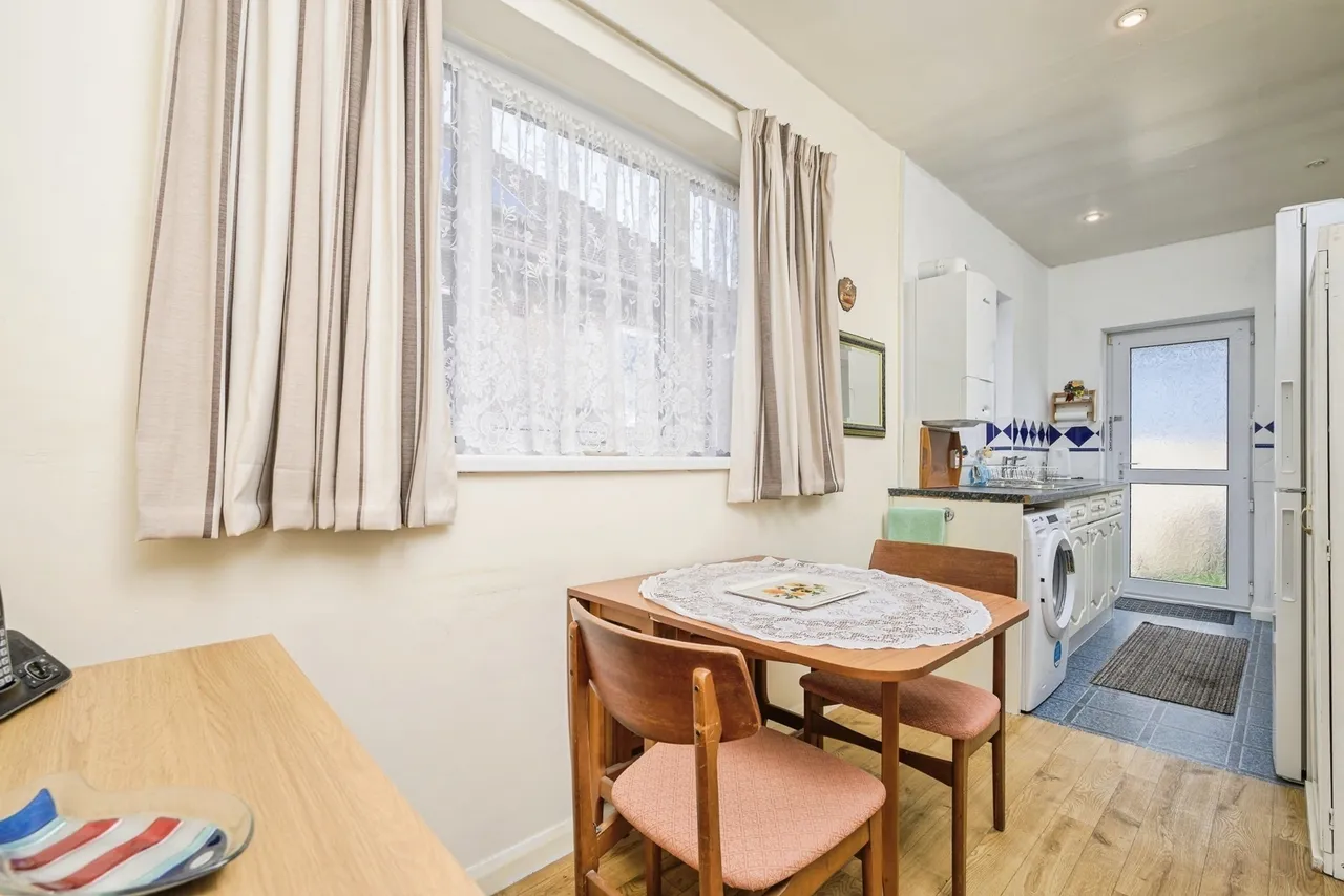 Vicarage Gardens, St Budeaux, PL5, photo 9