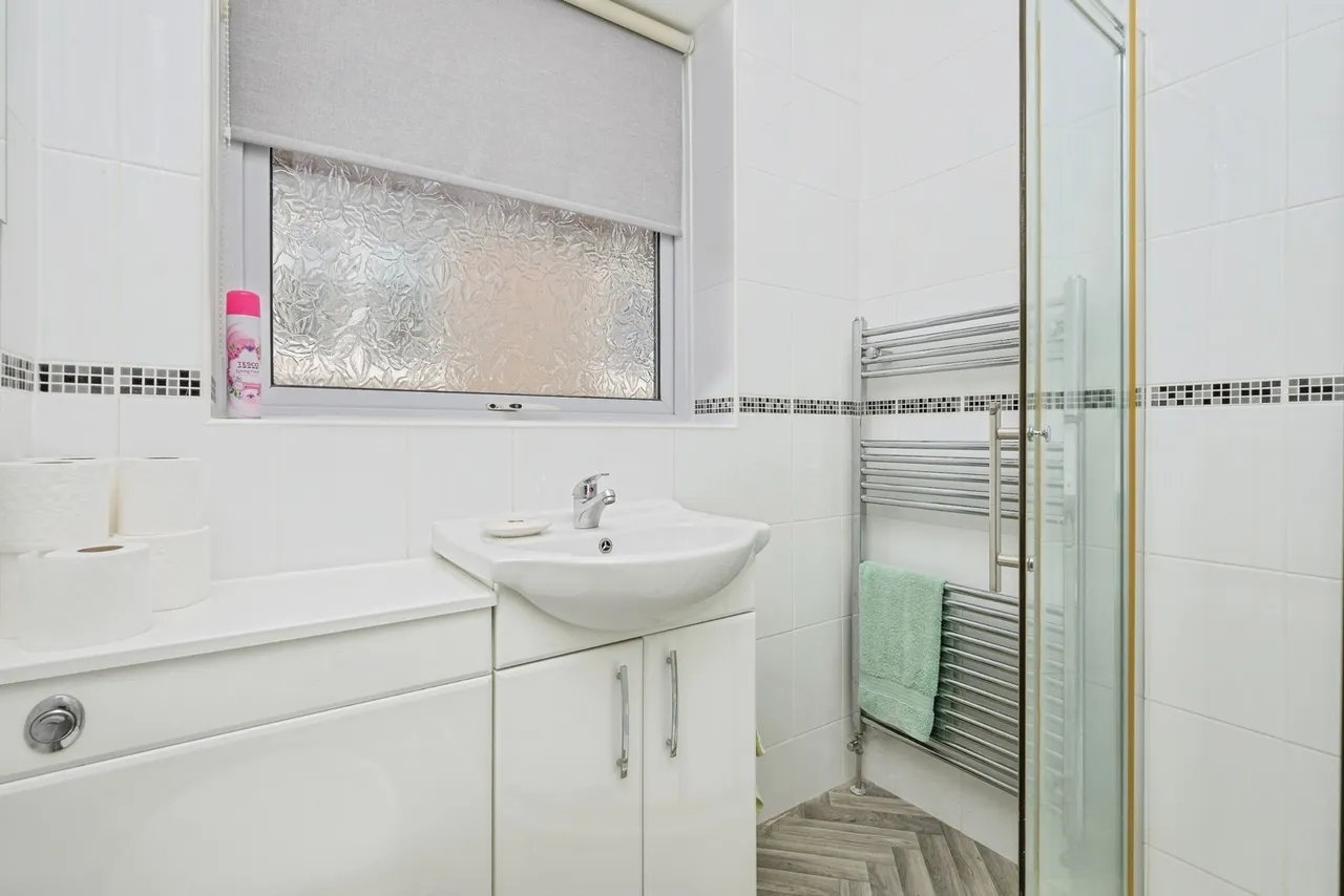 Vicarage Gardens, St Budeaux, PL5, photo 14