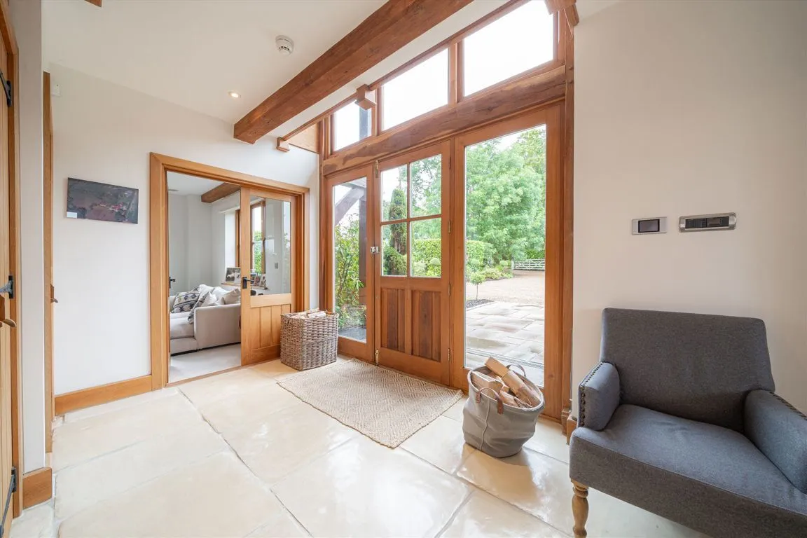 Mays Green, Cobham, KT11, photo 7