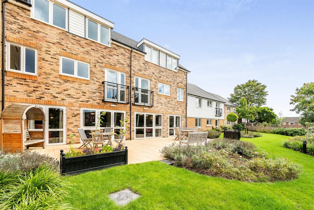 Reedham Road, Burnham, SL1, photo 10