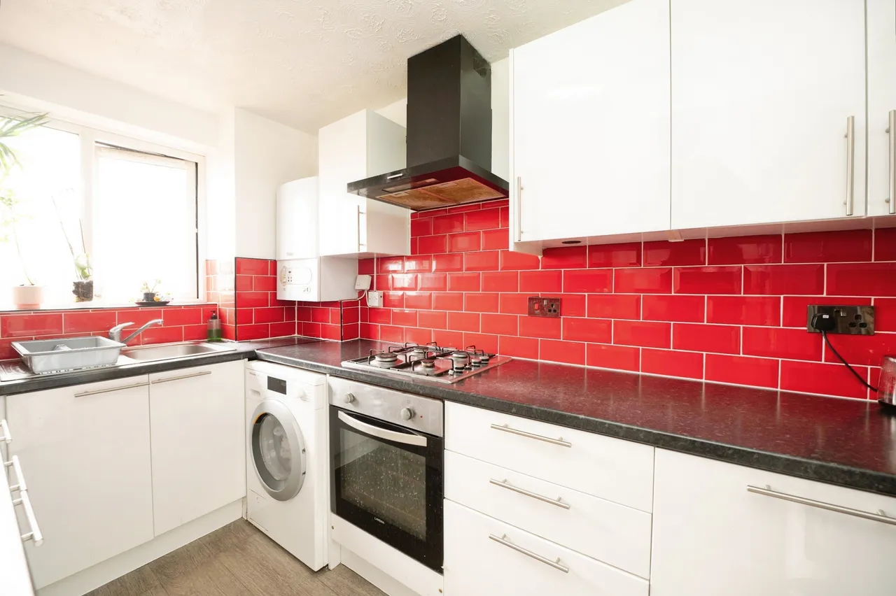 Linnet Way, Purfleet-On-Thames, RM19, photo 9