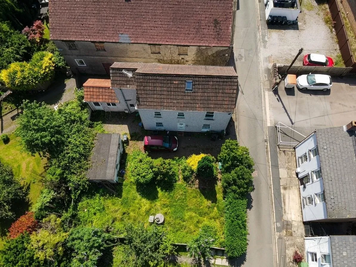 Bath Place, Lydney, photo 12