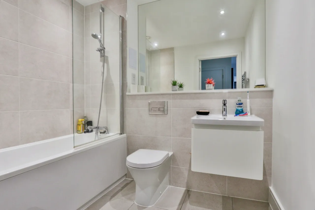 Bournemouth, BH2, photo 12