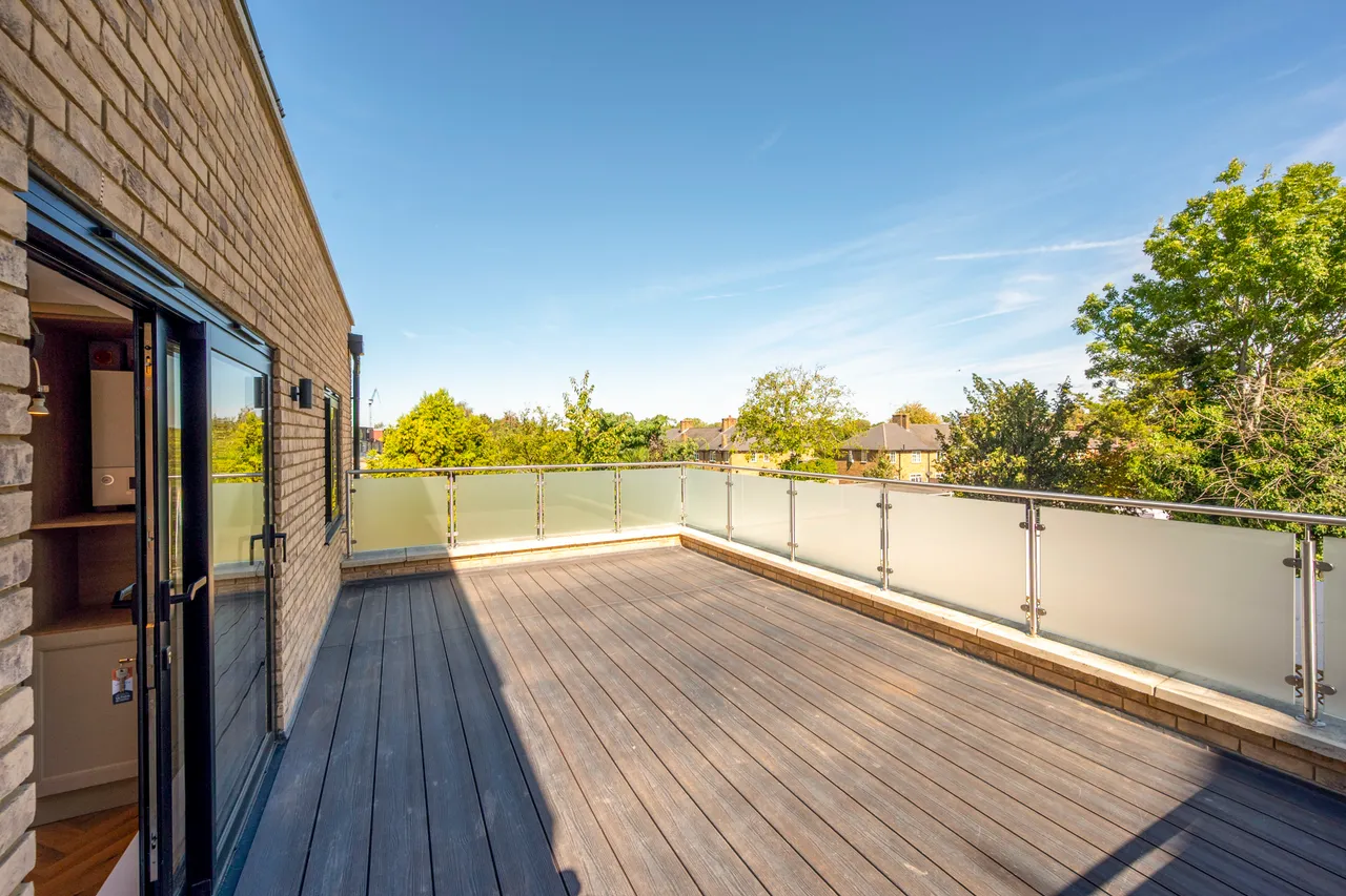 Flat 3, Navy Rose Apartments, Morden, photo 2