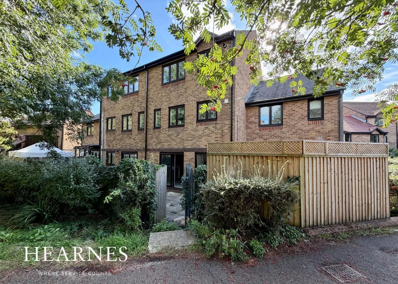1 bed flat for sale, Catalina Drive, BH15