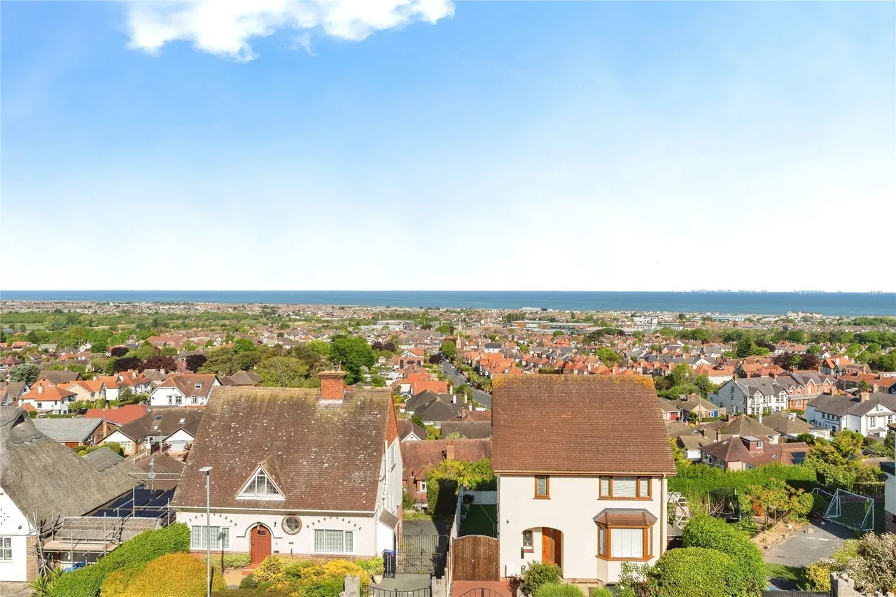 Mount Ida Road, Prestatyn, LL19, photo 15