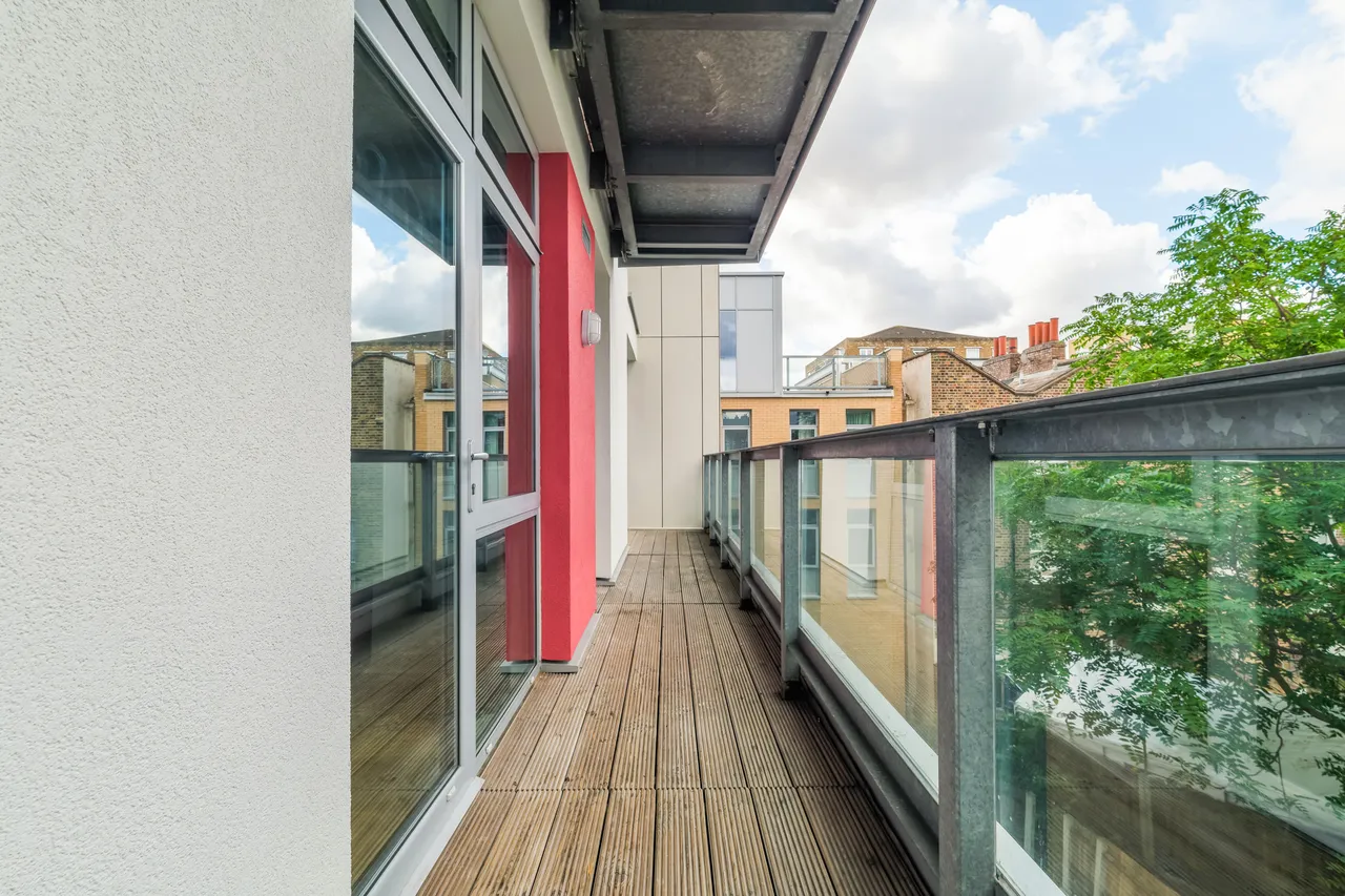 Salton Square, London, E14, photo 4