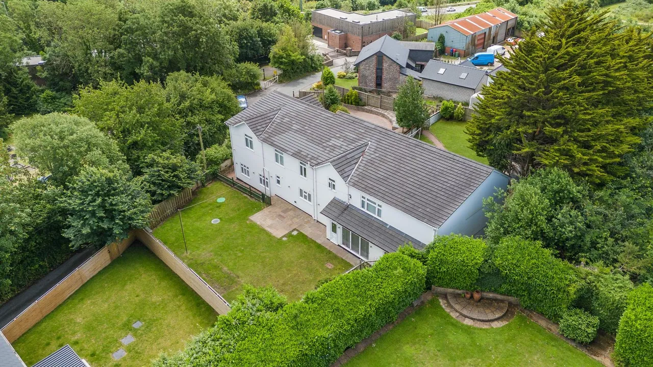 Church Road, Old St. Mellons, CF3, photo 30