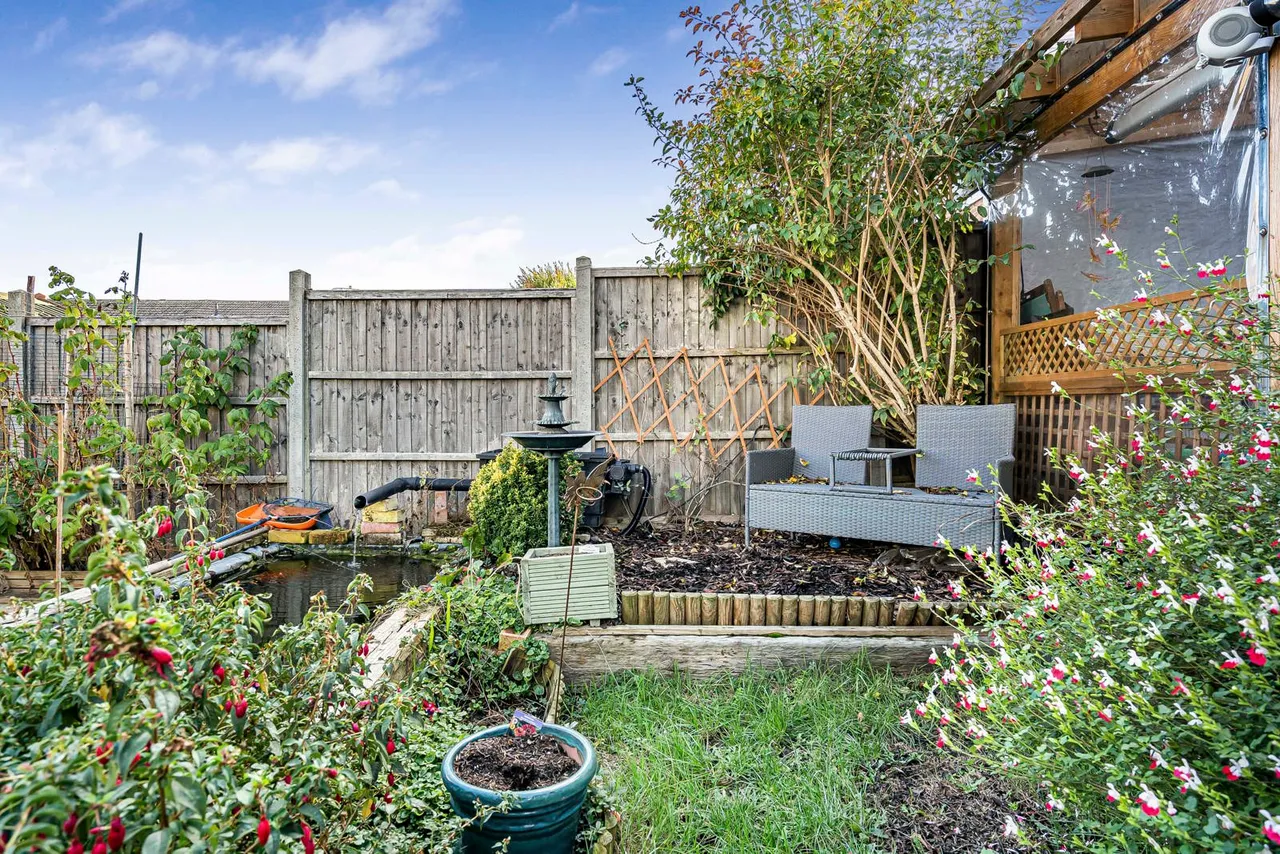 Highclere Road, Aldershot, GU12, photo 14