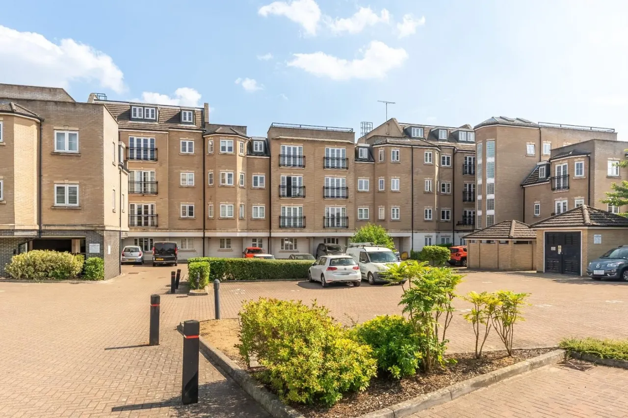 Lake Street, Leighton Buzzard, LU7, photo 11