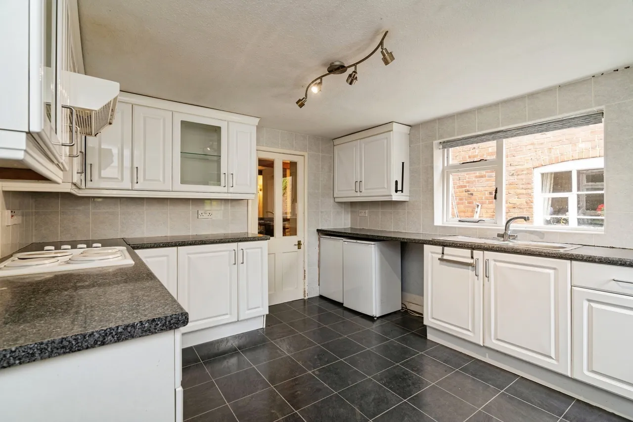 White Lion Road, Coltishall, Norwich, Norfolk, NR12, photo 9