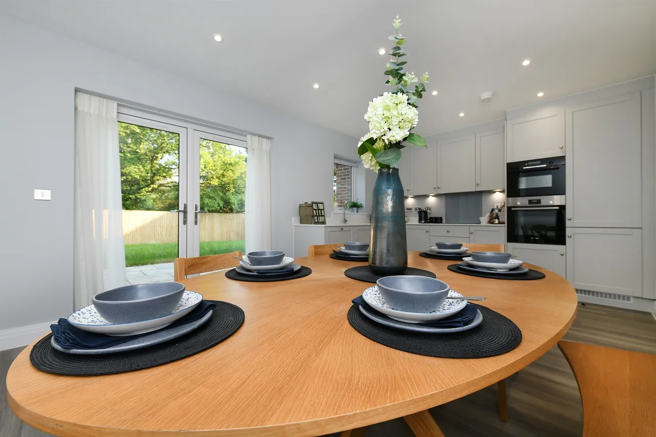 Hawthorn Close, Main Road, Bicknacre, Chelmsford, photo 3