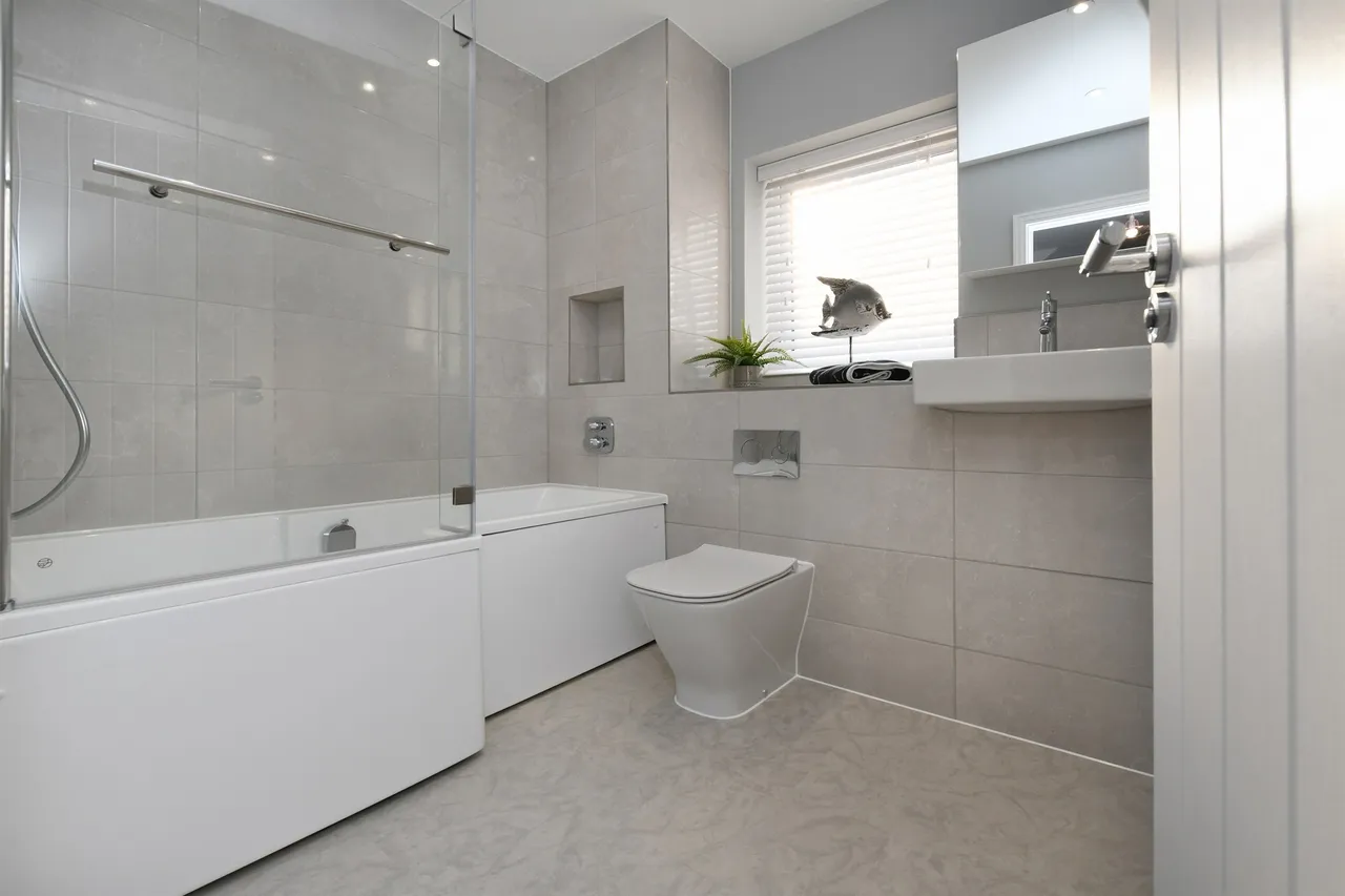 Hawthorn Close, Main Road, Bicknacre, Chelmsford, photo 9
