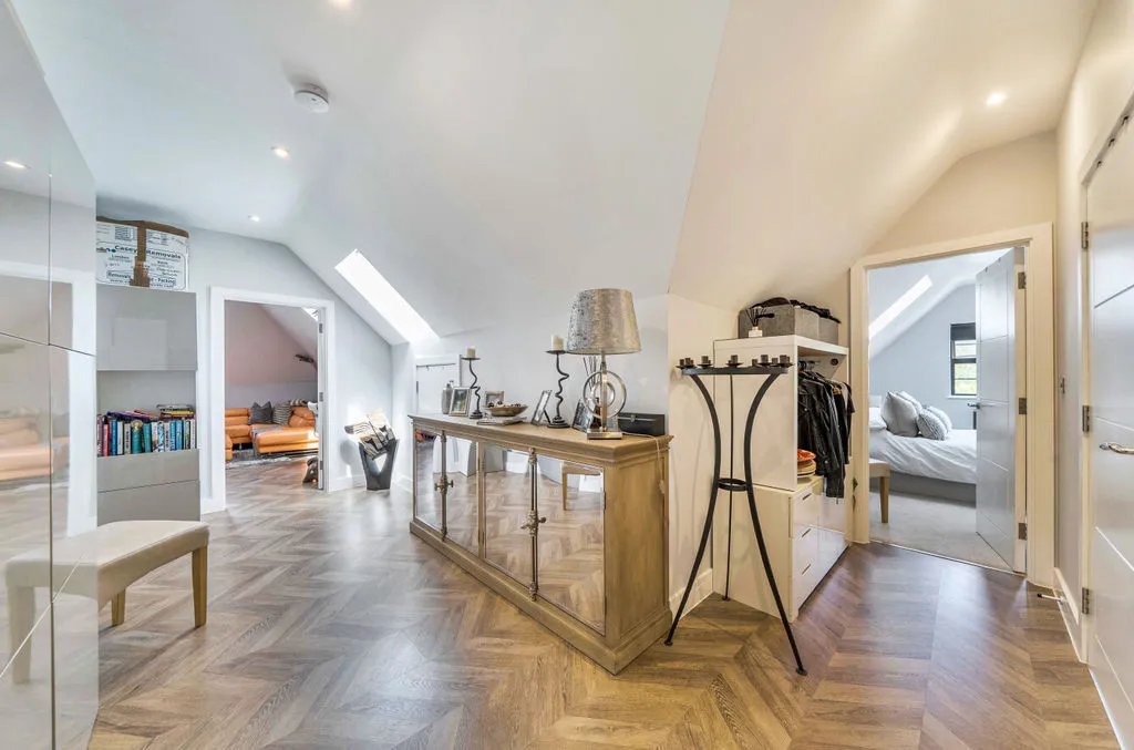 4 Church Road, Kenley CR8 5DU, photo 8