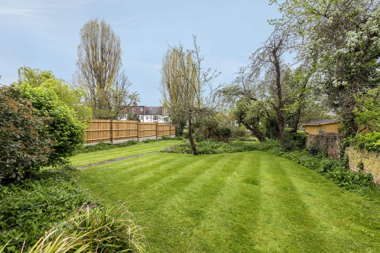 Melrose Road, London, SW18 1ND, photo 2