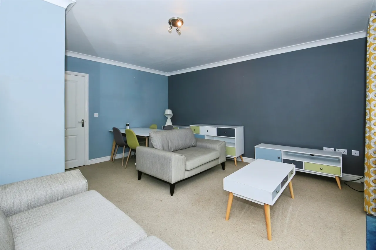 Scott Drive, Yaxley, Peterborough, photo 6