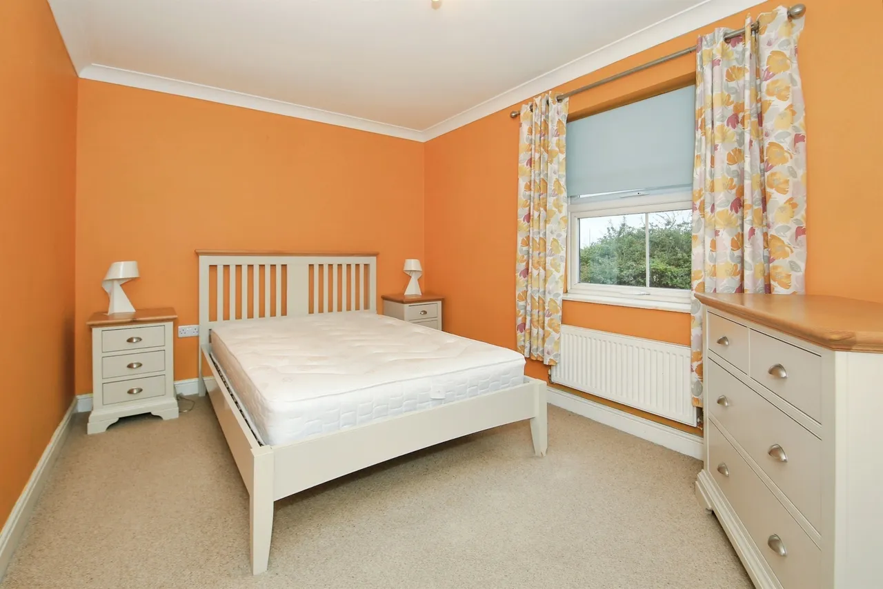 Scott Drive, Yaxley, Peterborough, photo 9