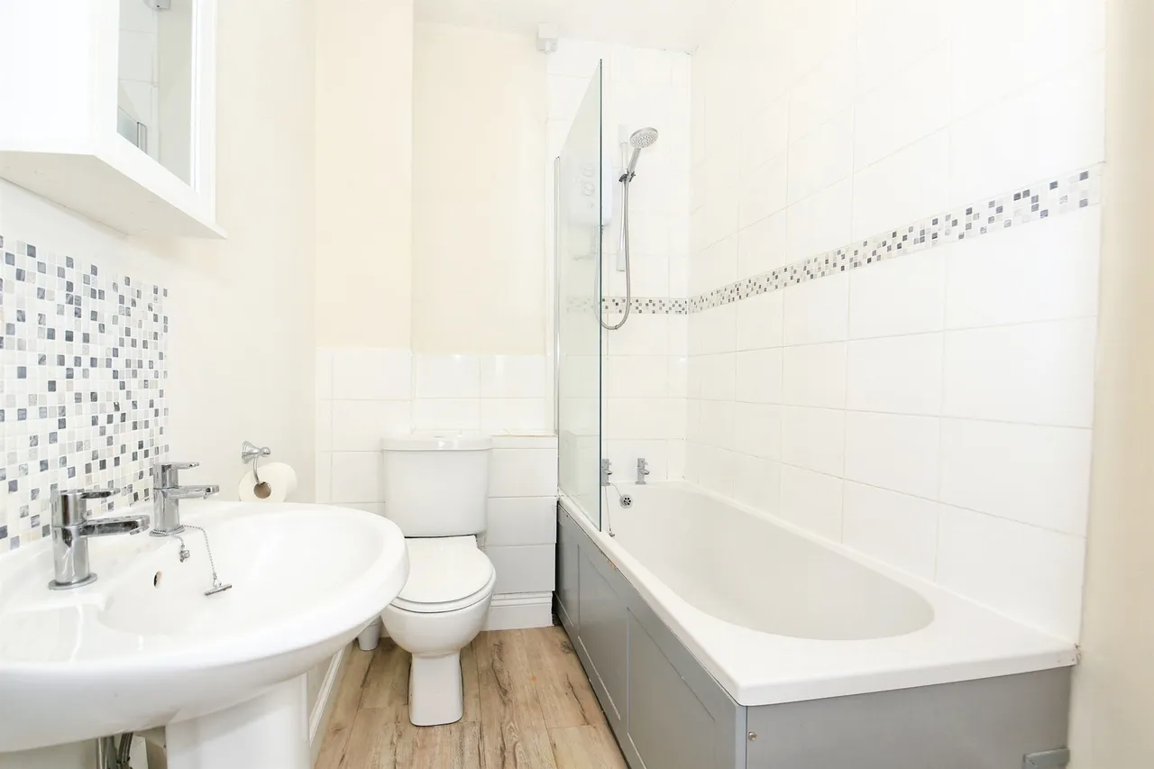 Oundle Road, Peterborough, photo 11