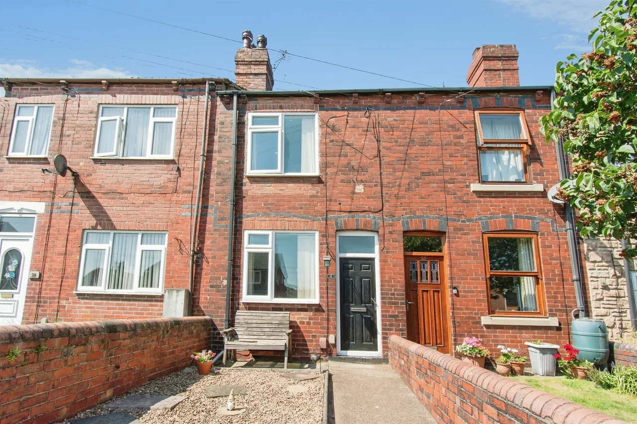 2 bed house for sale — Ashton Road, CASTLEFORD