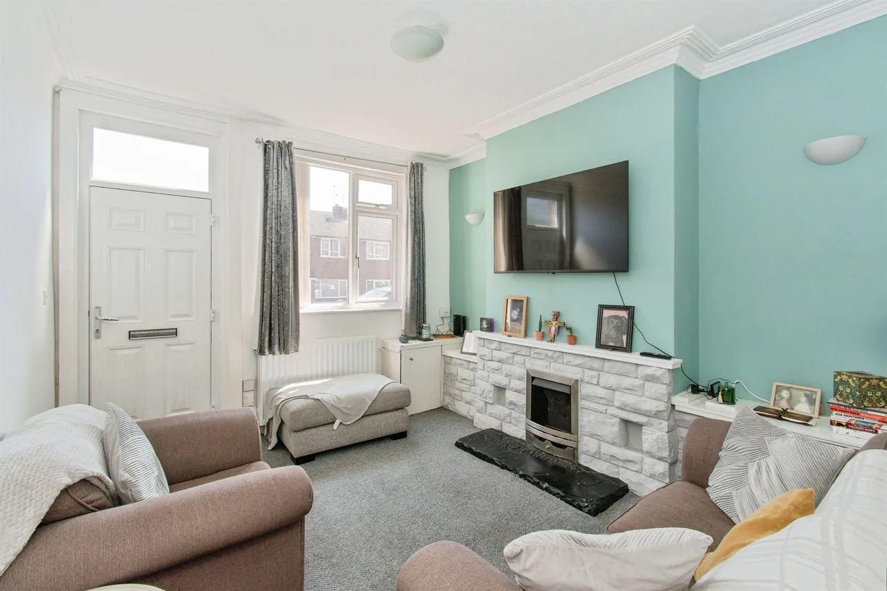 Ashton Road, CASTLEFORD, photo 5