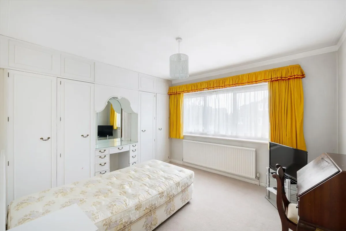 Neville Drive, London, N2, photo 18