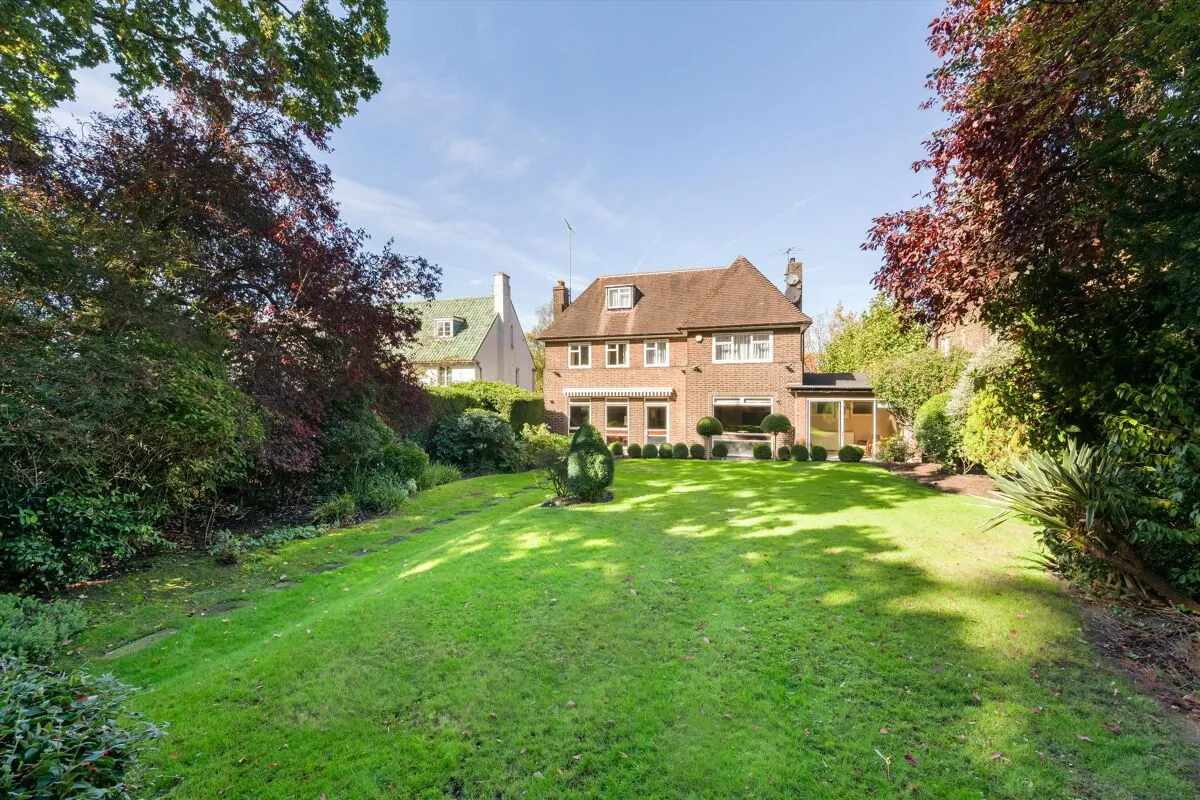 Neville Drive, London, N2, photo 26