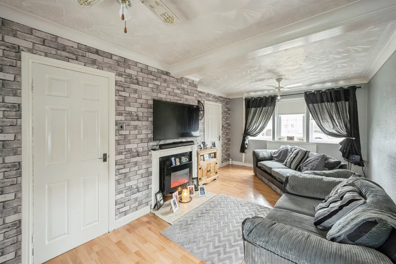 Haynes Close, Thorne, Doncaster, photo 6