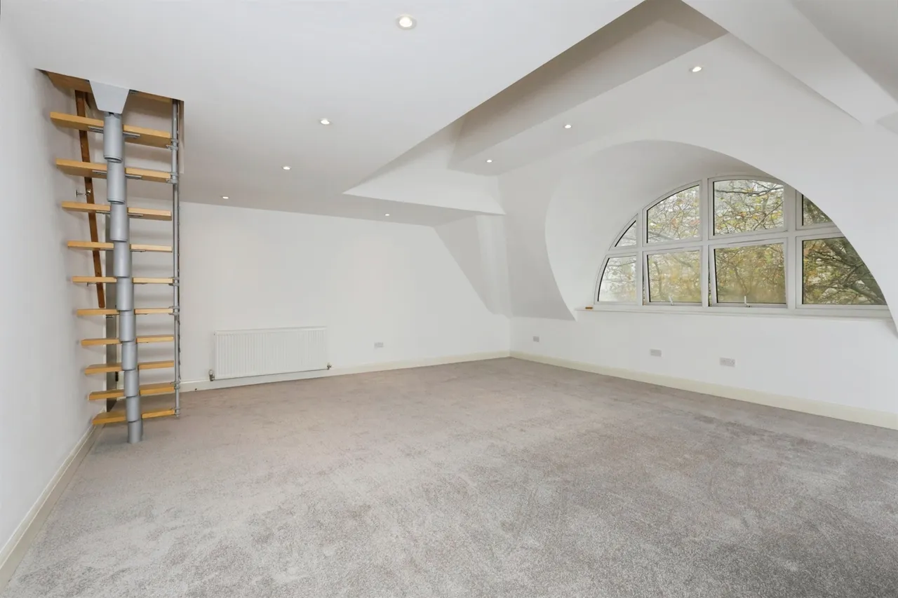 Lismore Road, Eastbourne, photo 2