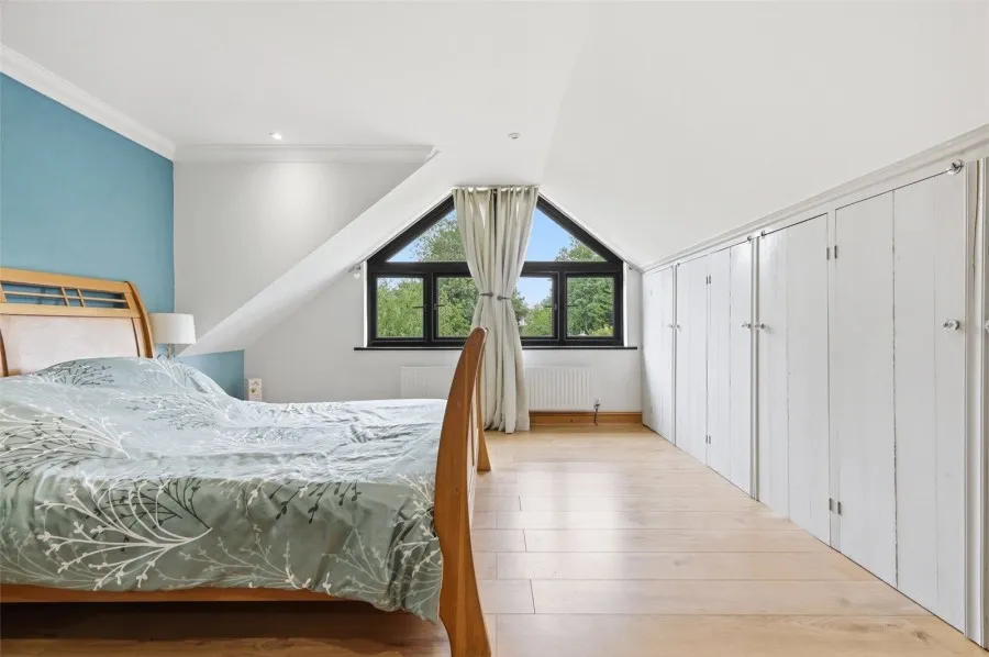 House Under Offer with 4 bedrooms in Elsenham, Bishop's Stortford, CM22, photo 6