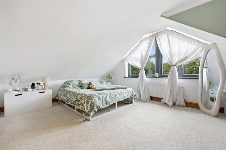 House Under Offer with 4 bedrooms in Elsenham, Bishop's Stortford, CM22, photo 7