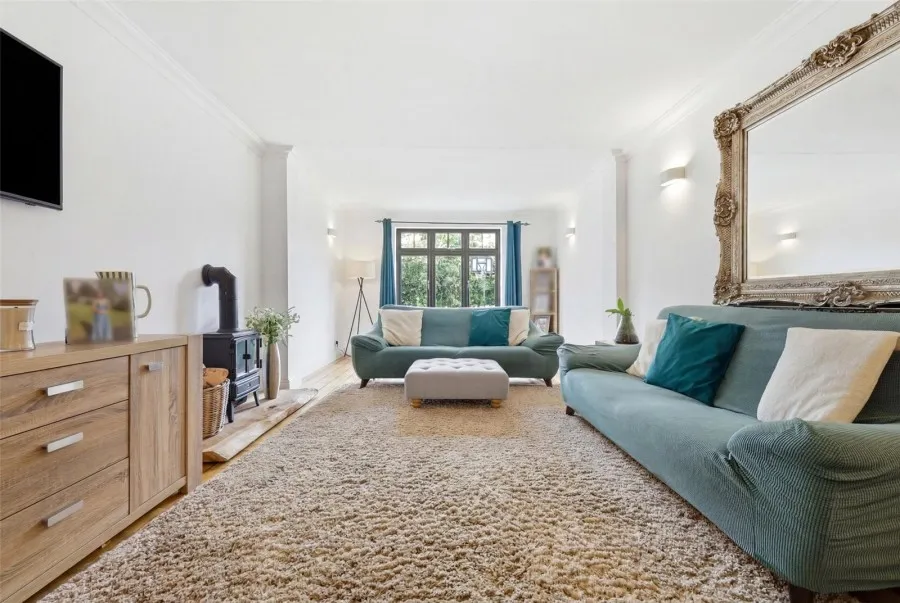 House Under Offer with 4 bedrooms in Elsenham, Bishop's Stortford, CM22, photo 4
