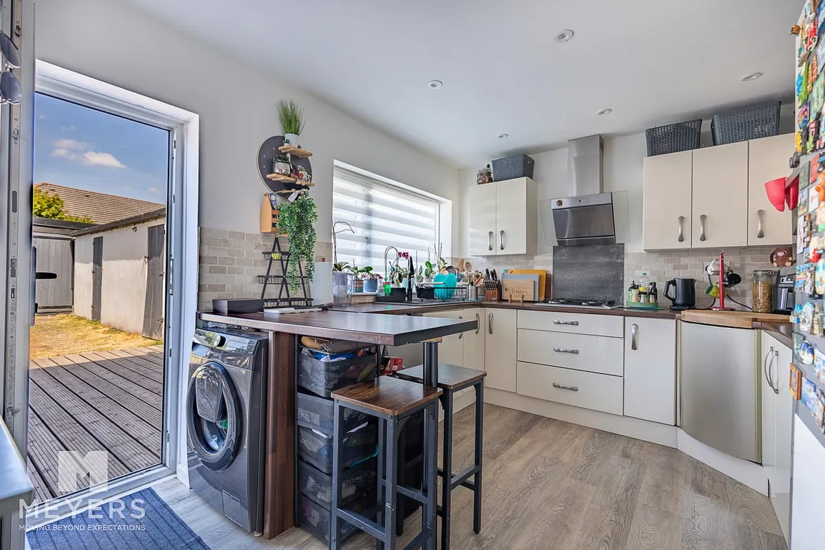 Gort Road, Bournemouth, BH11, photo 4