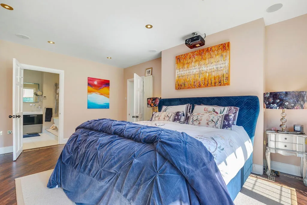 The Avenue, Whyteleafe, CR3 0AQ, photo 9