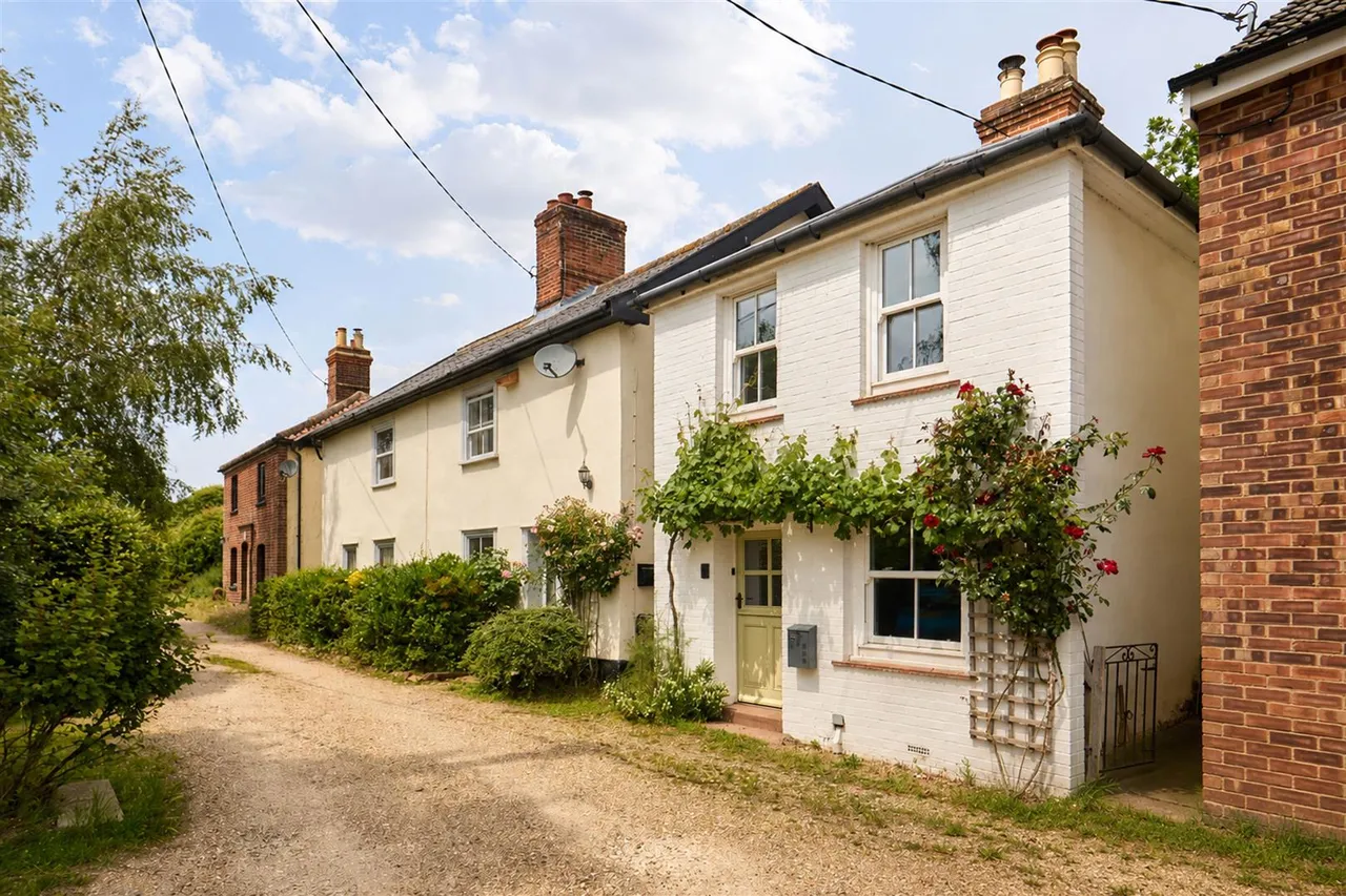 3 bed house for sale, Roydon Fen, Roydon, IP22