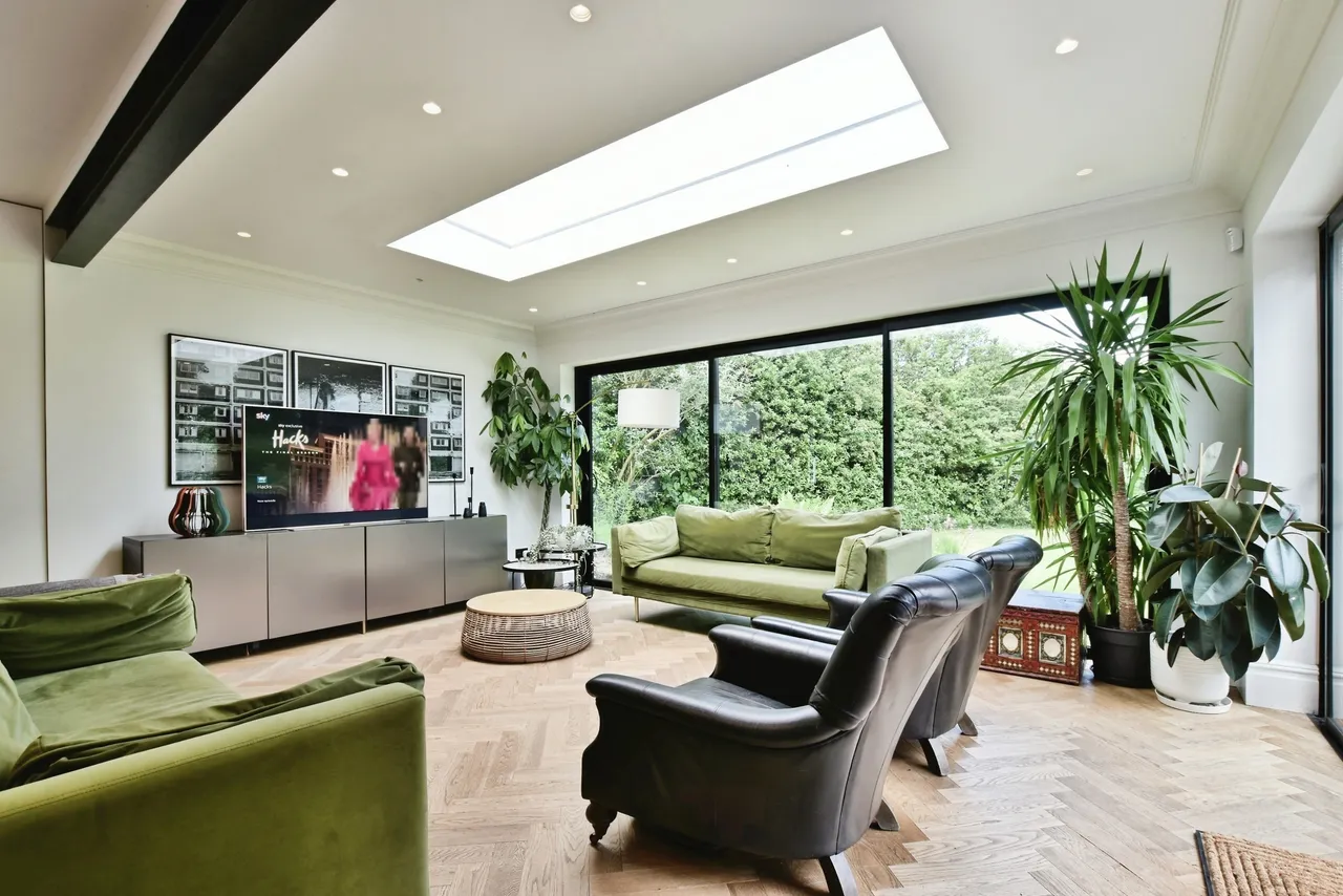 Browns Lane, Wilmslow, photo 7