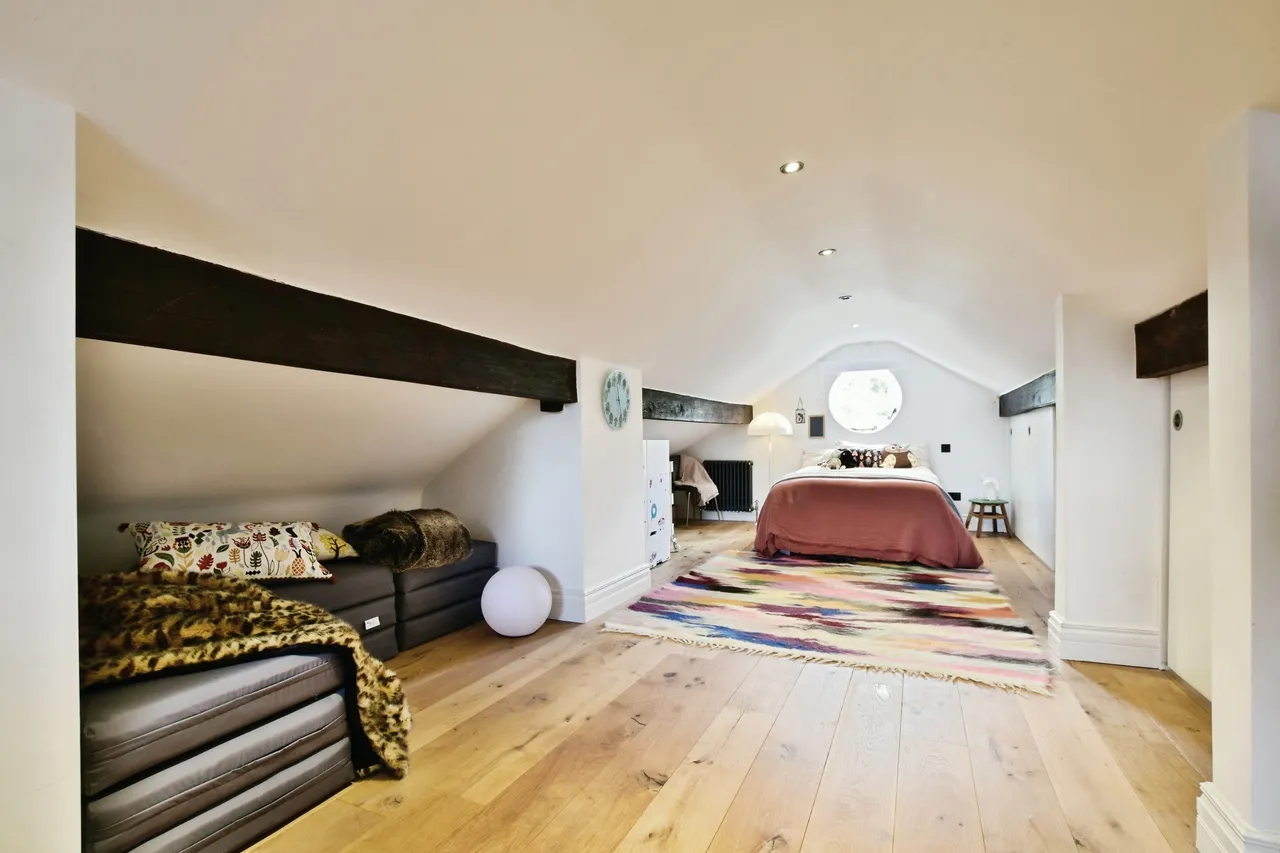 Browns Lane, Wilmslow, photo 15