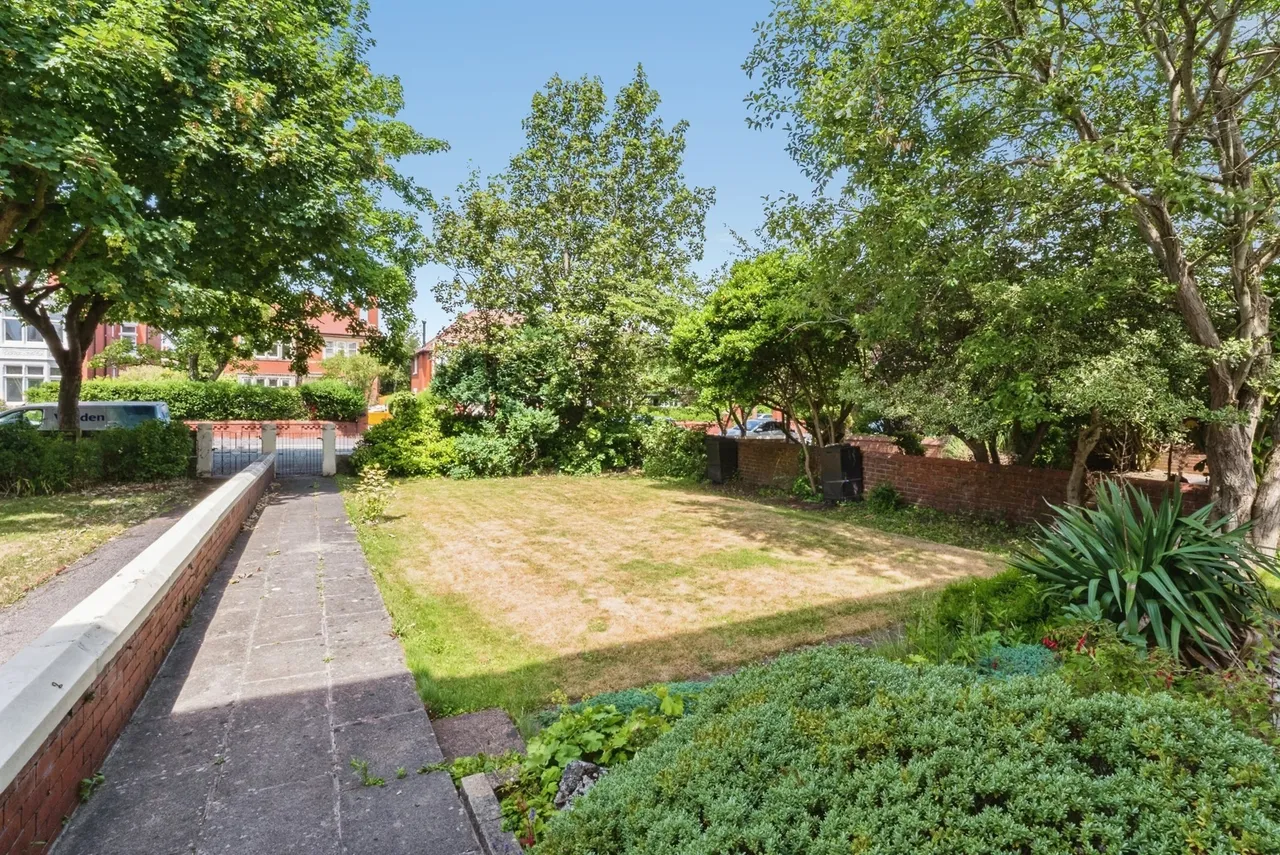 St. Annes Road East, Lytham St. Annes, FY8, photo 25
