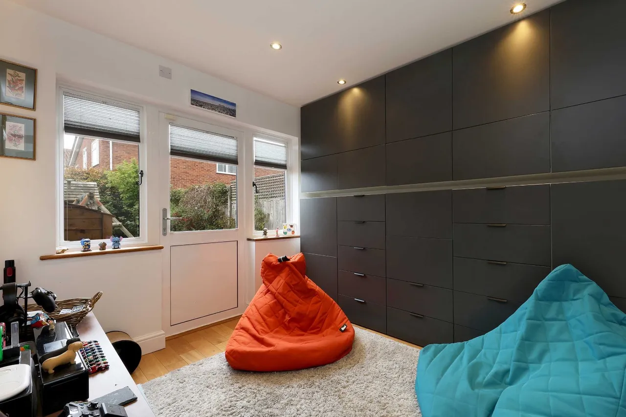 Hazlemere Road, Penn, HP10, photo 7
