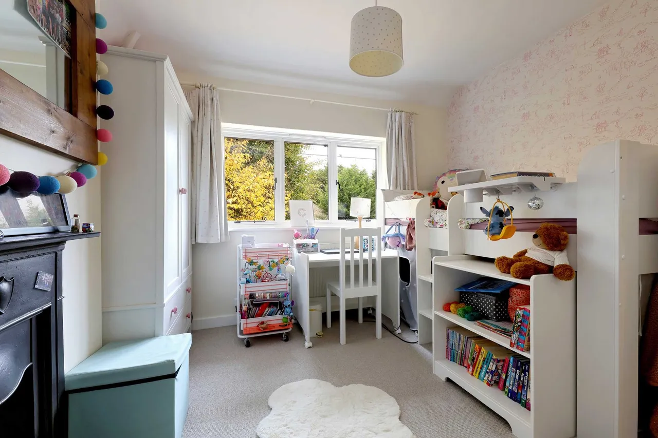 Hazlemere Road, Penn, HP10, photo 14