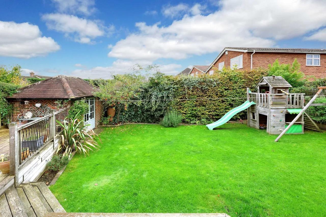 Hazlemere Road, Penn, HP10, photo 19