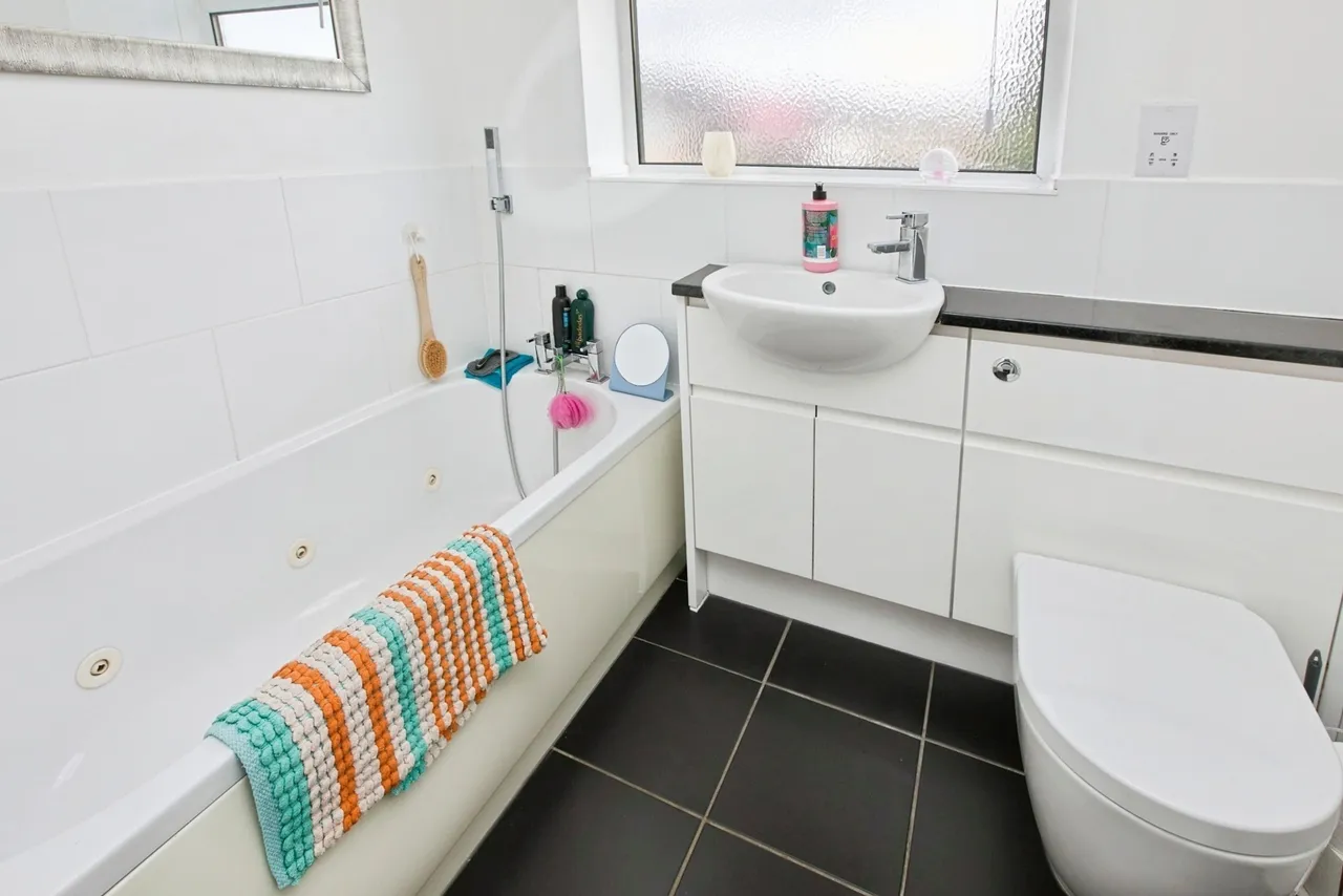 Collingwood Road, Long Eaton, NG10, photo 14