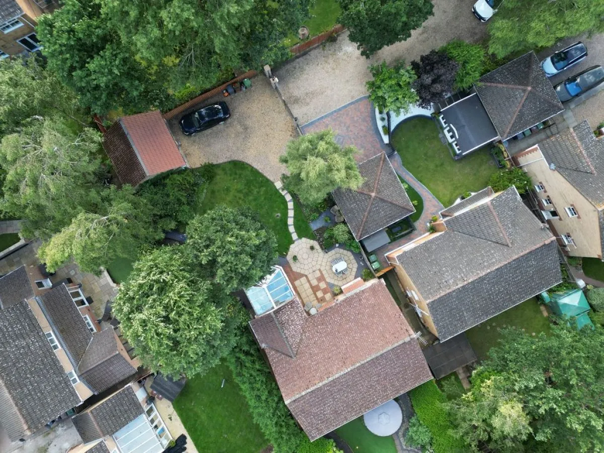 Sycamore Crescent, Doddington Park, photo 4