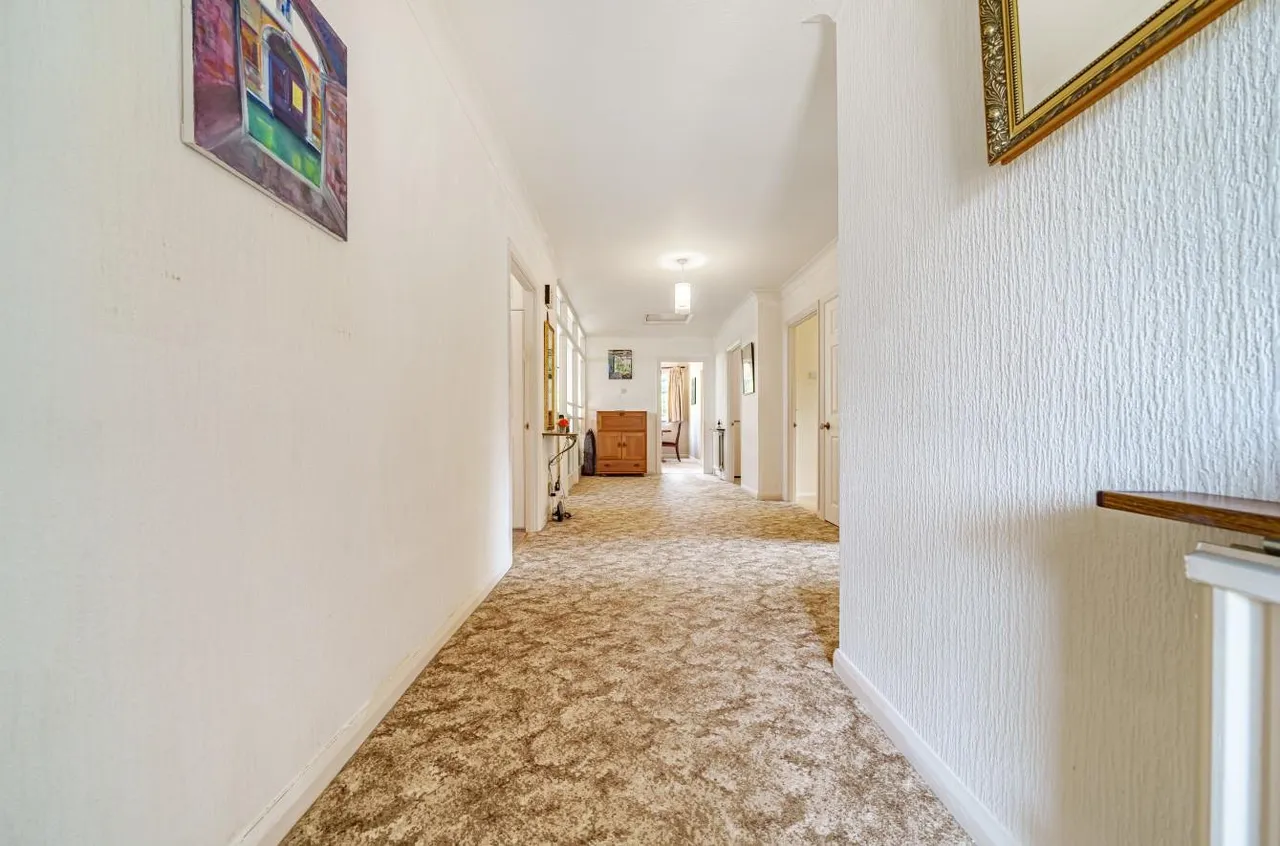 Sandy Lane, Cheam, SM2 7NU, photo 6